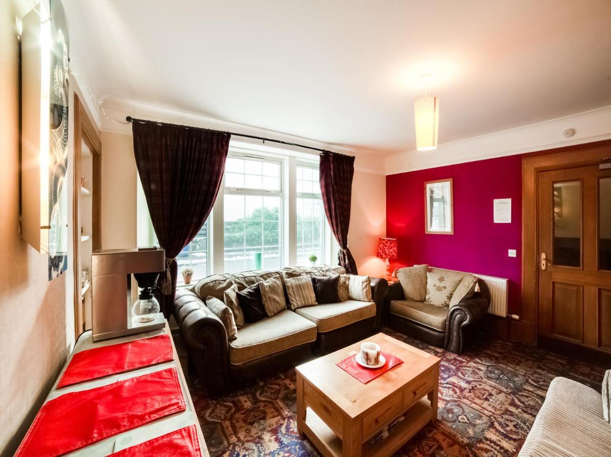 Oyo Braeriach Hotel, Highlands Scotland Ньютонмор Екстер'єр фото